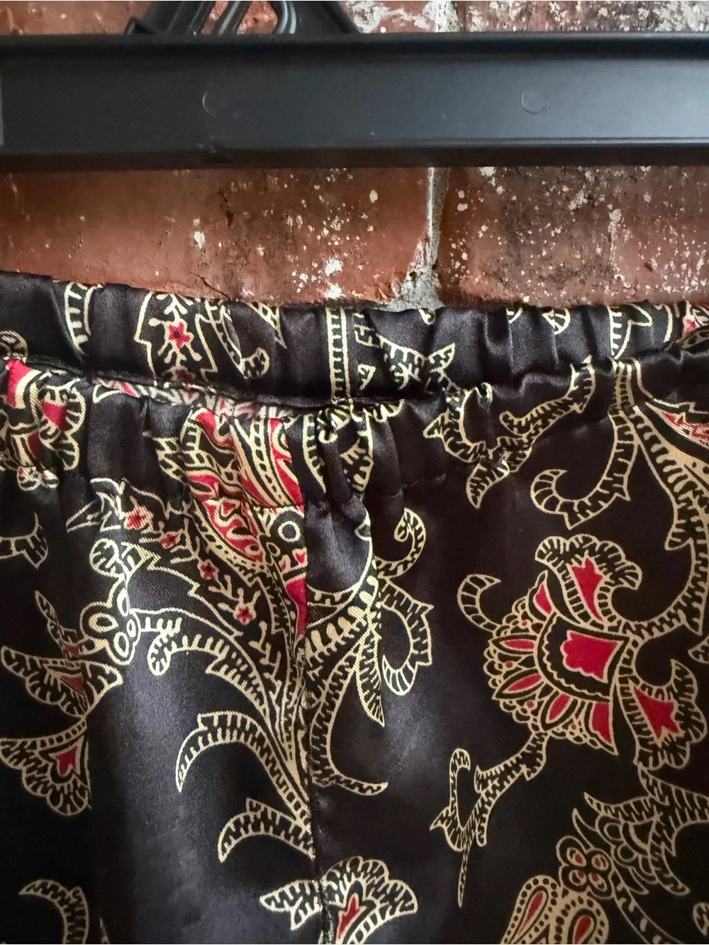 Silky Patterned Wide Leg Elastic Waste Pants